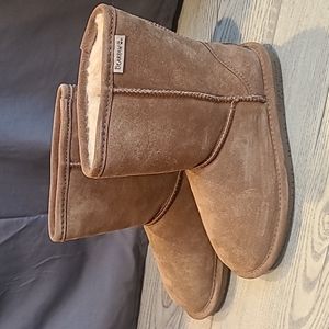 Bearpaw Snow Boot Size 3 New